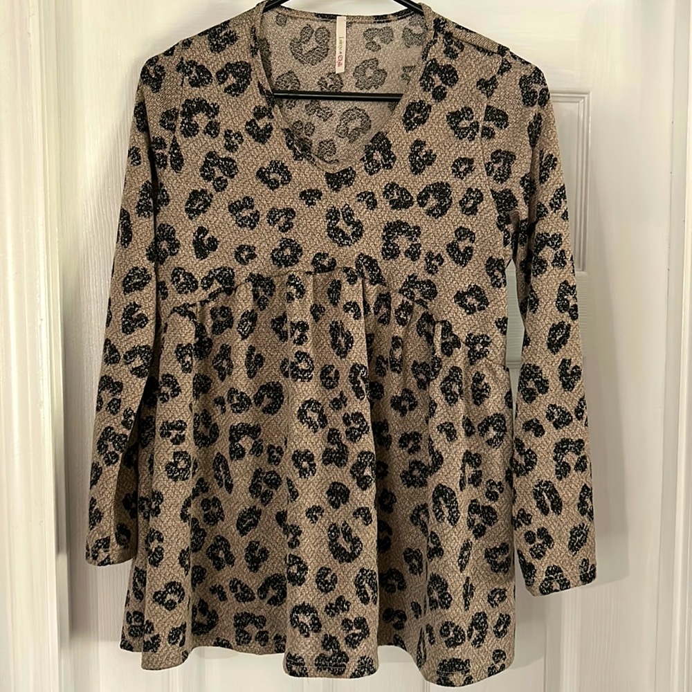 Cheetah sweater